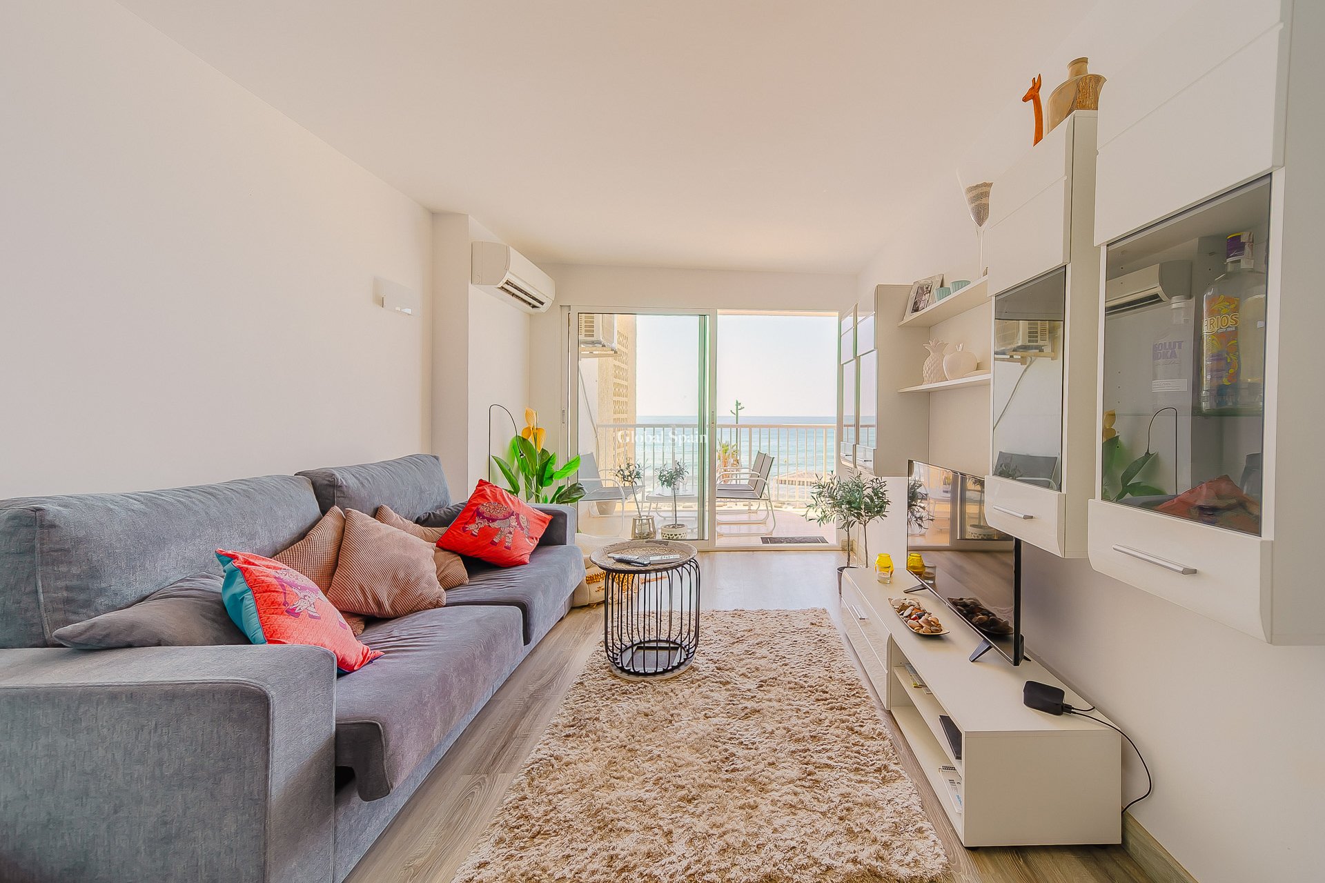 Resale - APARTMENT -
TORREVIEJA - Playa del cura