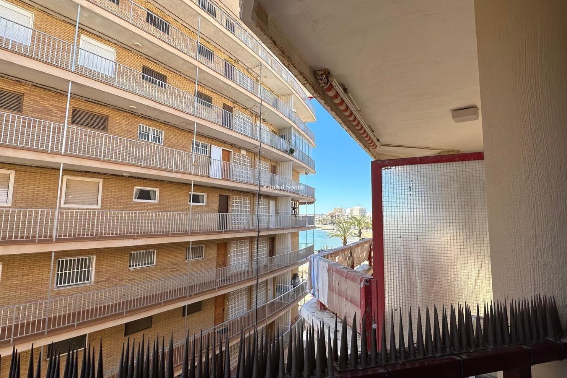 Resale - APARTMENT -
TORREVIEJA - Playa del Cura