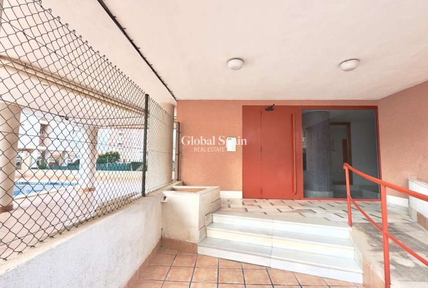 Resale - APARTMENT -
TORREVIEJA - Playa del Cura