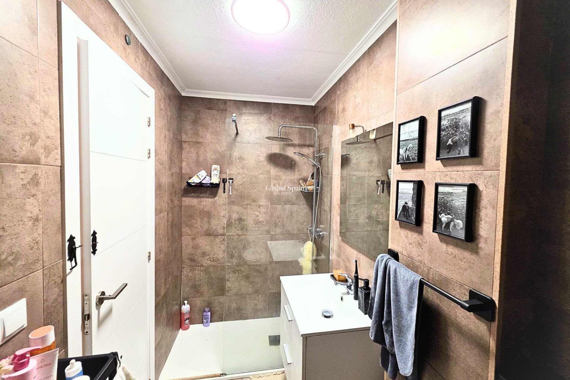 Resale - APARTMENT -
TORREVIEJA - Playa del Cura