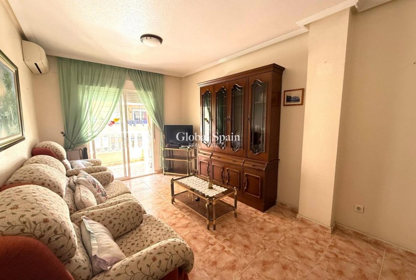 Resale - APARTMENT -
TORREVIEJA - Playa del Cura