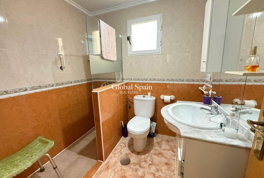 Resale - APARTMENT -
TORREVIEJA - Playa del Cura