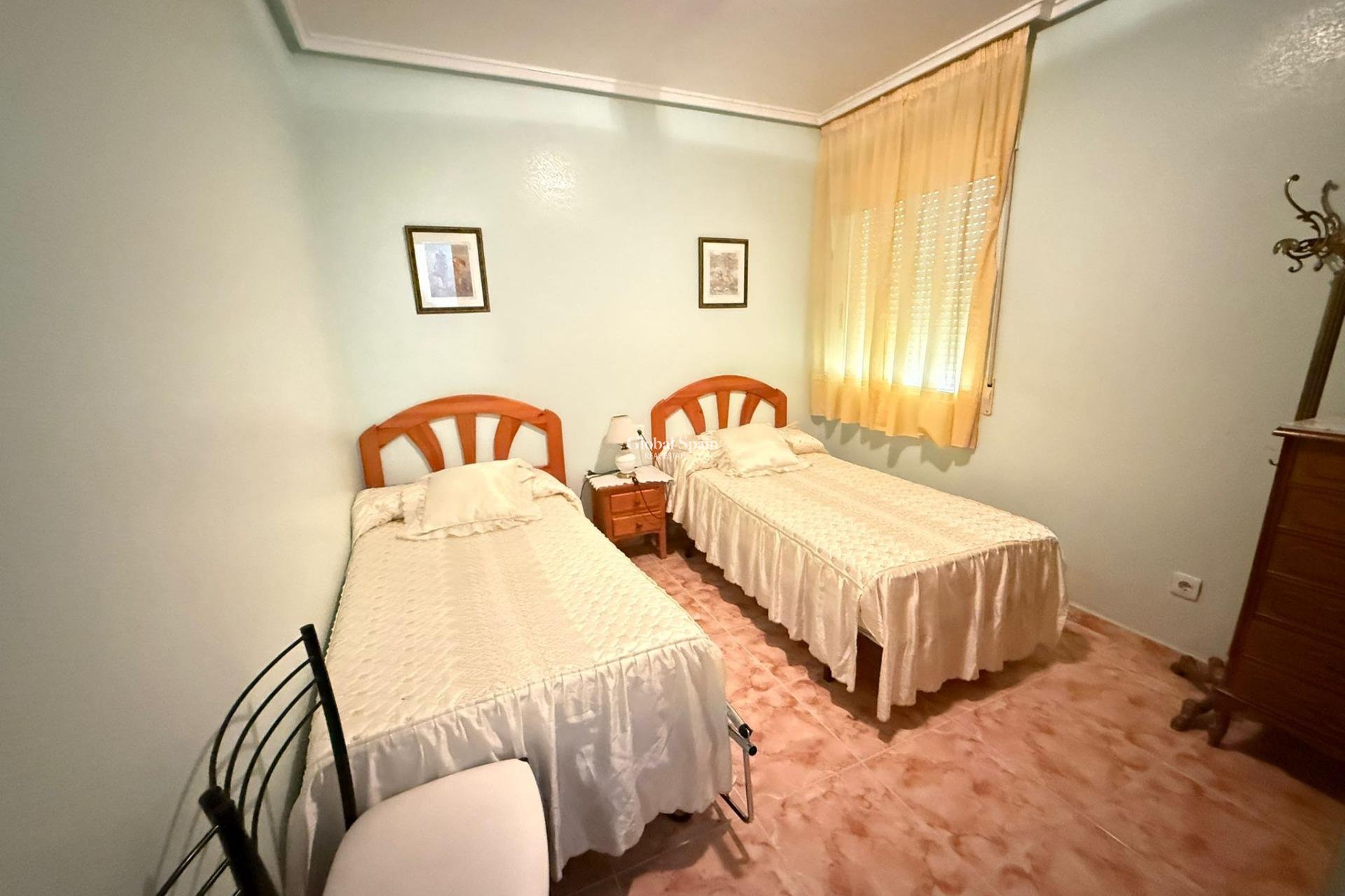 Resale - APARTMENT -
TORREVIEJA - Playa del Cura