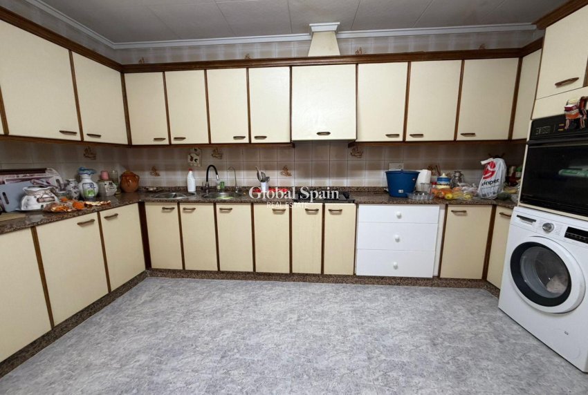 Resale - APARTMENT -
TORREVIEJA - Playa del Cura