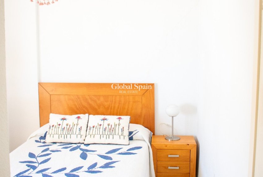 Resale - APARTMENT -
TORREVIEJA - Playa del Cura