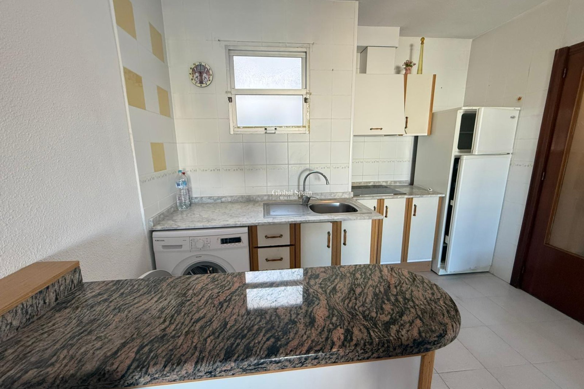 Resale - APARTMENT -
TORREVIEJA - Playa del Cura