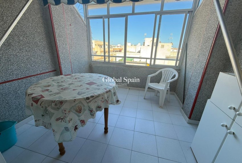 Resale - APARTMENT -
TORREVIEJA - Playa del Cura