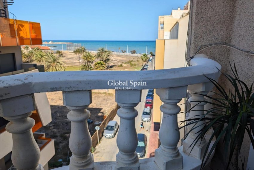 Resale - APARTMENT -
TORREVIEJA - Playa del Cura