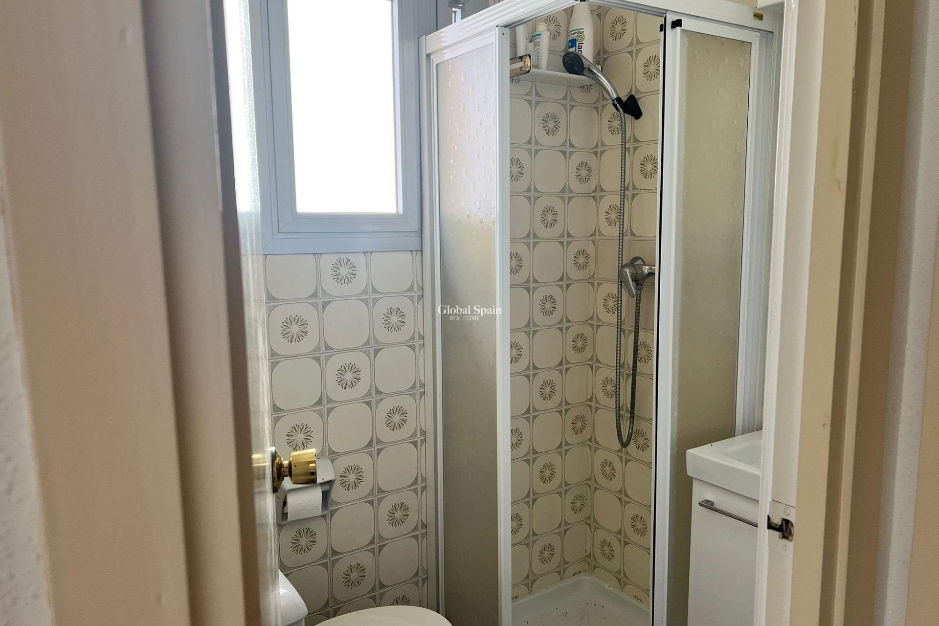 Resale - APARTMENT -
TORREVIEJA - Playa del Cura