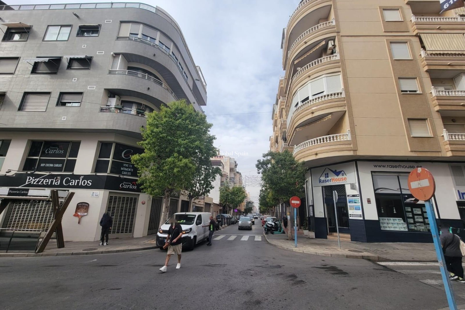 Resale - APARTMENT -
TORREVIEJA - Playa del Cura