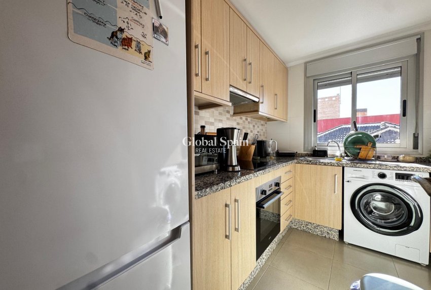 Resale - APARTMENT -
TORREVIEJA - Playa del Cura