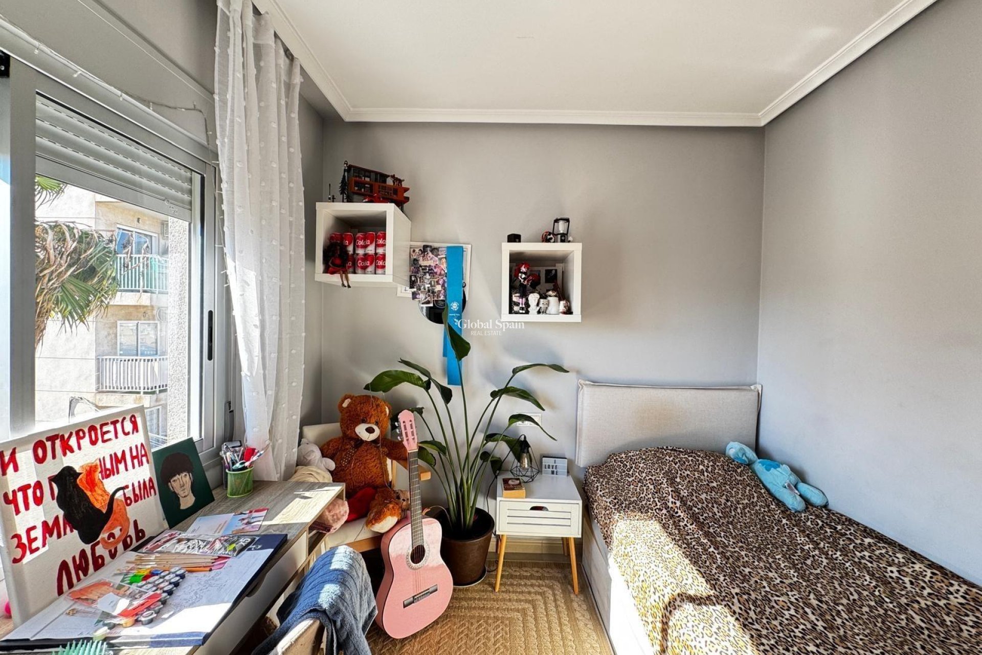 Resale - APARTMENT -
TORREVIEJA - Playa del Cura