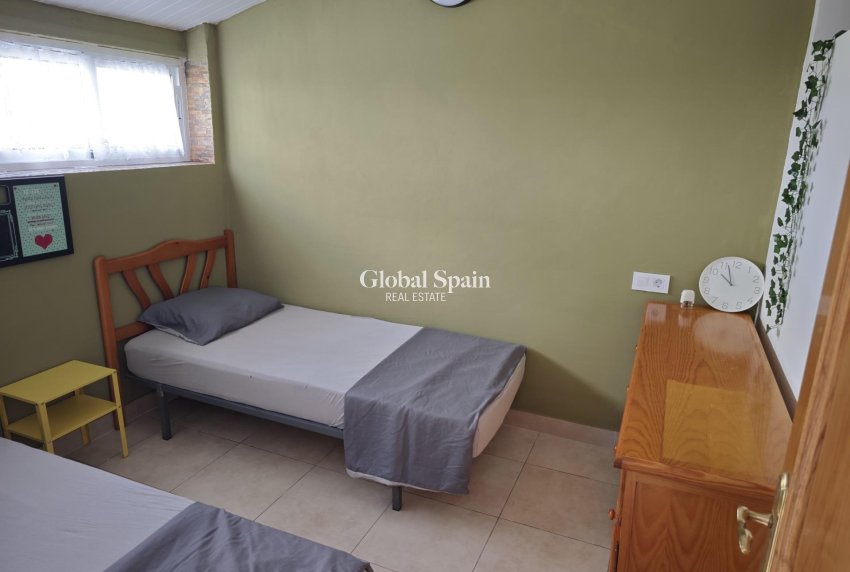 Resale - APARTMENT -
TORREVIEJA - Playa del Cura