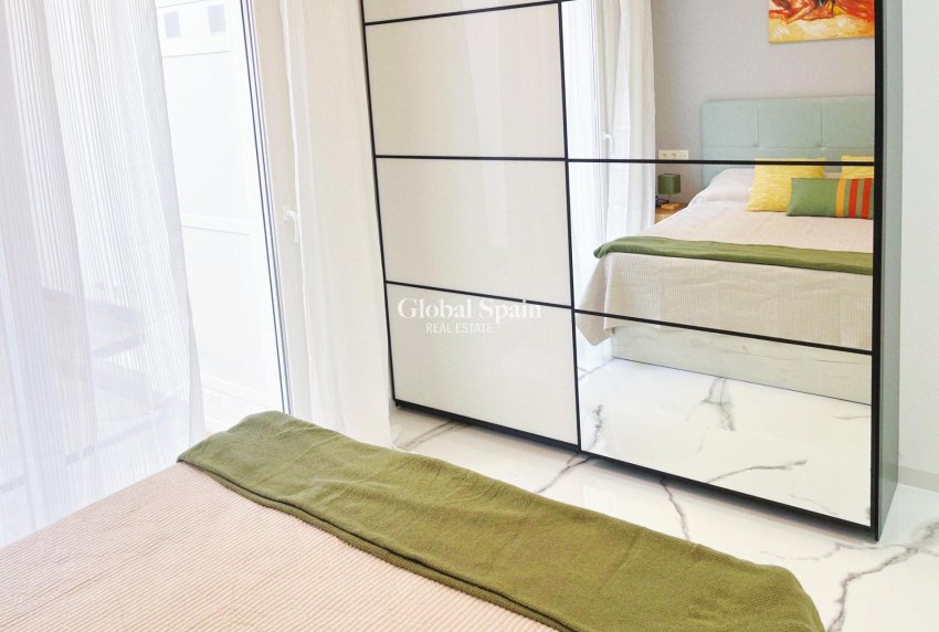 Resale - APARTMENT -
TORREVIEJA - Playa del Cura