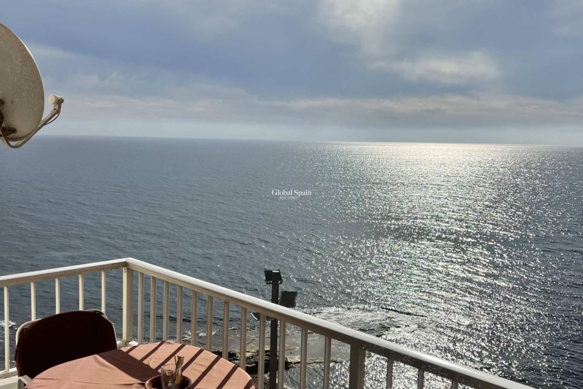 Resale - APARTMENT -
TORREVIEJA - Playa del Cura