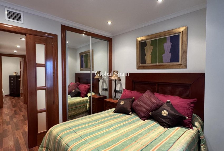 Resale - APARTMENT -
TORREVIEJA - Playa del Cura