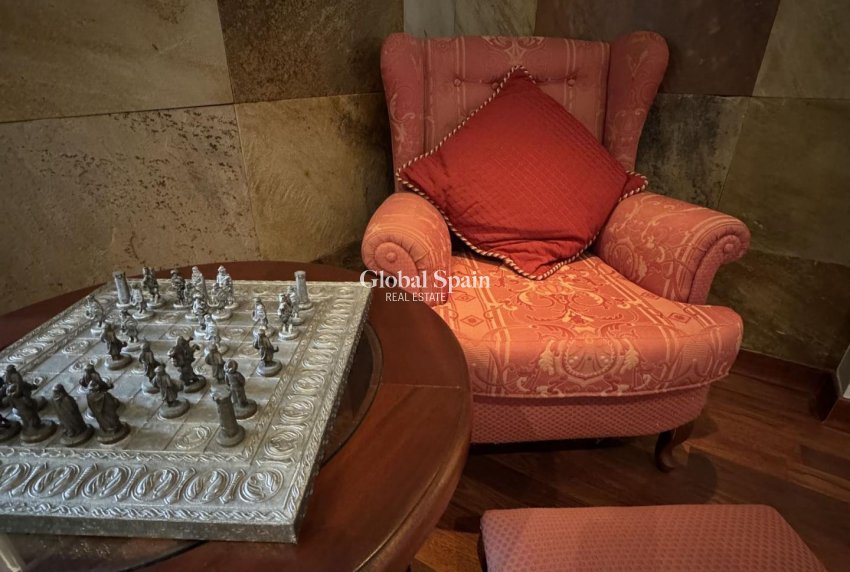 Resale - APARTMENT -
TORREVIEJA - Playa del Cura