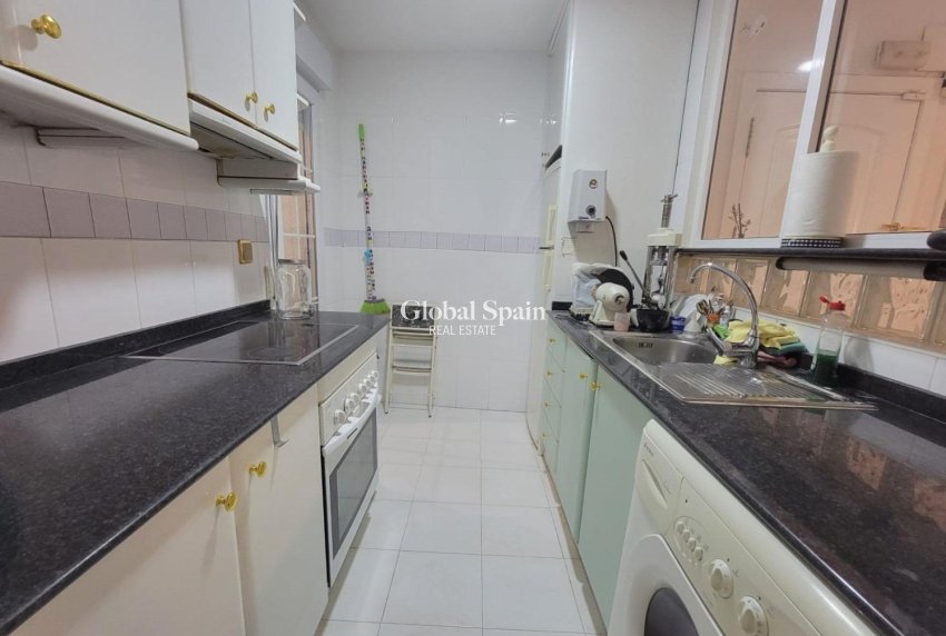 Resale - APARTMENT -
TORREVIEJA - Playa del Cura
