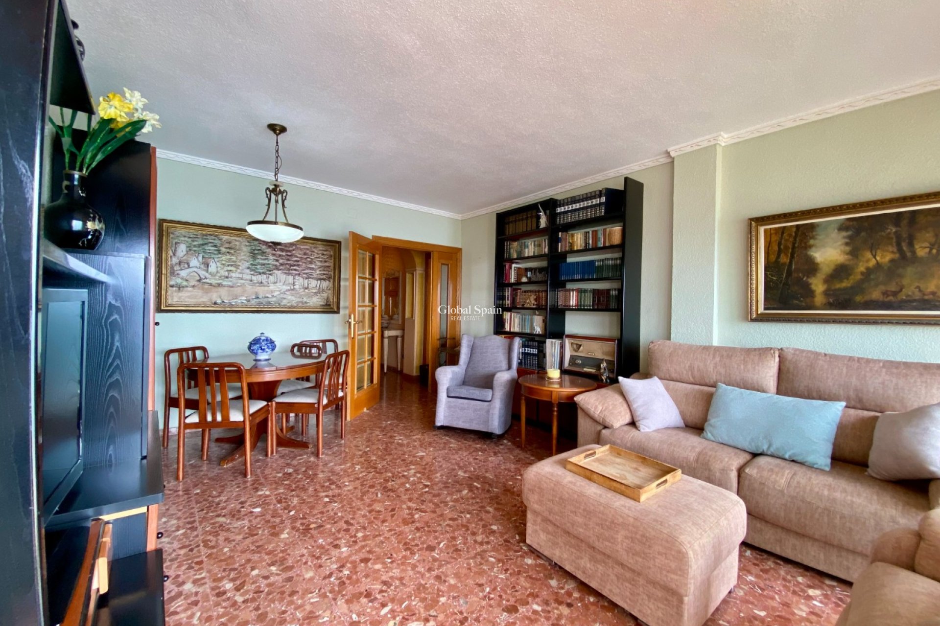 Resale - APARTMENT -
TORREVIEJA - Playa del Cura