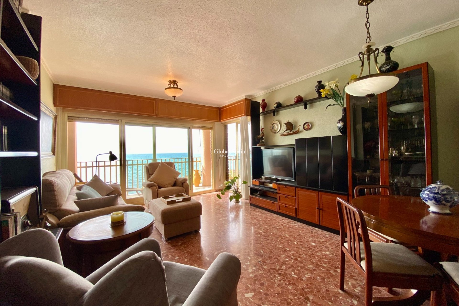 Resale - APARTMENT -
TORREVIEJA - Playa del Cura