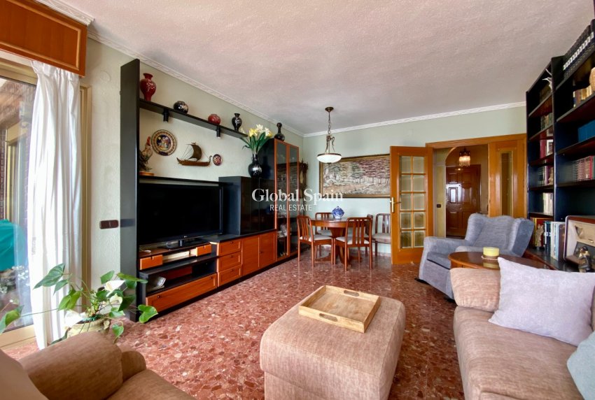 Resale - APARTMENT -
TORREVIEJA - Playa del Cura