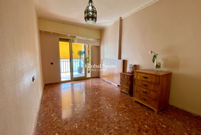 Resale - APARTMENT -
TORREVIEJA - Playa del Cura