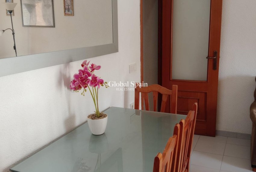 Resale - APARTMENT -
TORREVIEJA - Playa del Cura