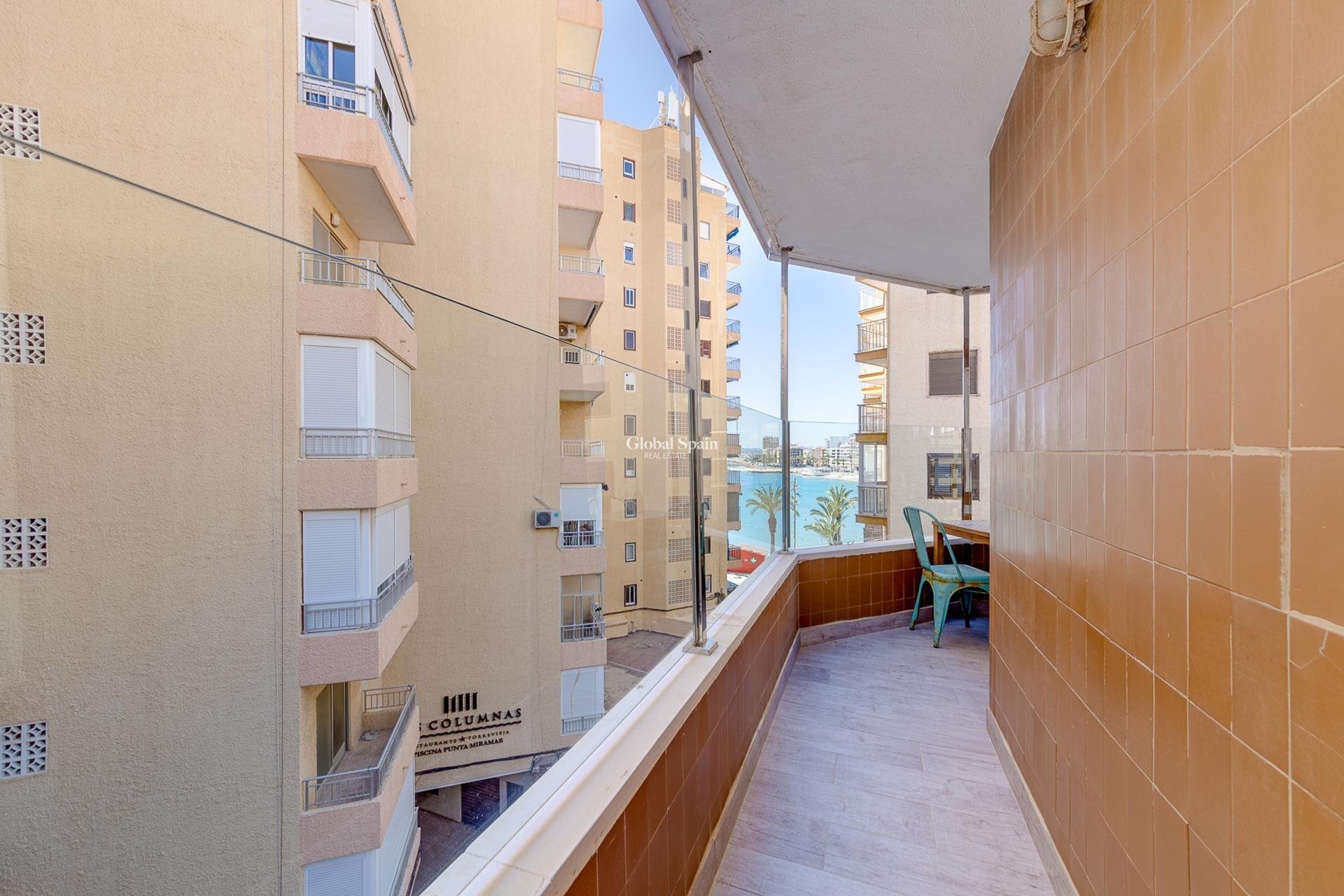 Resale - APARTMENT -
TORREVIEJA - Playa del Cura