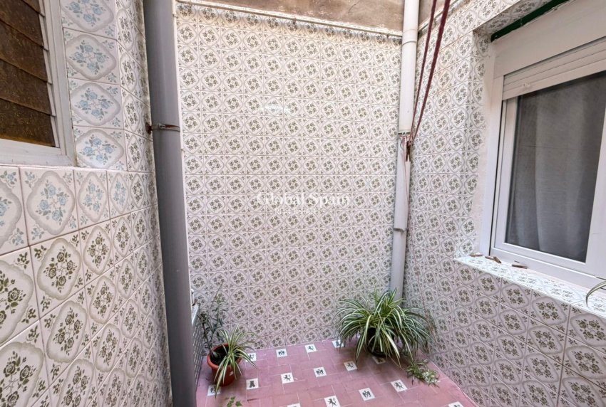 Resale - APARTMENT -
TORREVIEJA - Playa del Cura