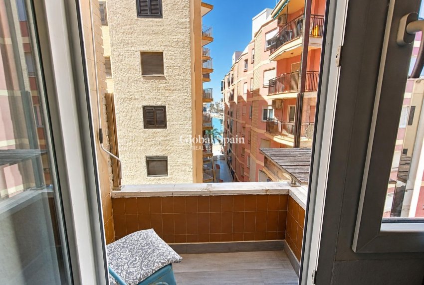 Resale - APARTMENT -
TORREVIEJA - Playa del Cura