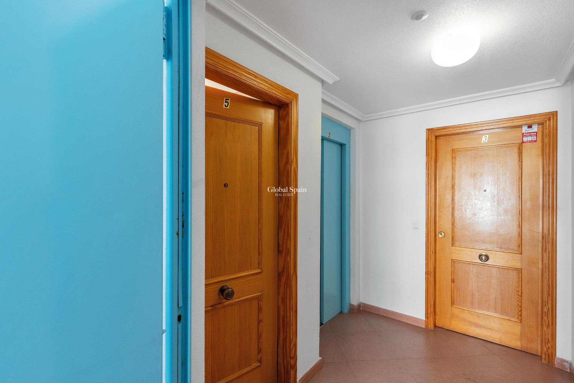 Resale - APARTMENT -
TORREVIEJA - Playa del cura