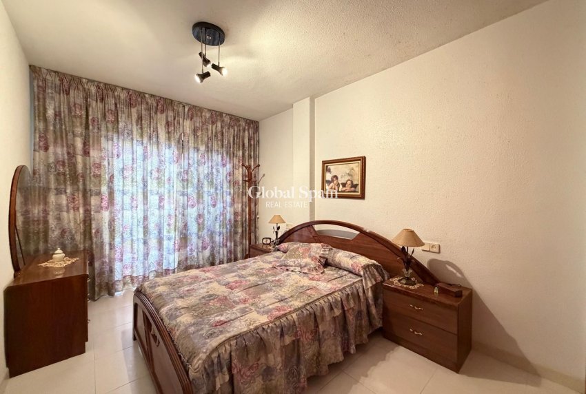 Resale - APARTMENT -
TORREVIEJA - Playa del Cura