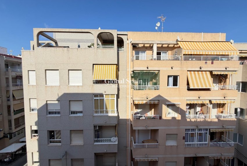 Resale - APARTMENT -
TORREVIEJA - Playa del Cura