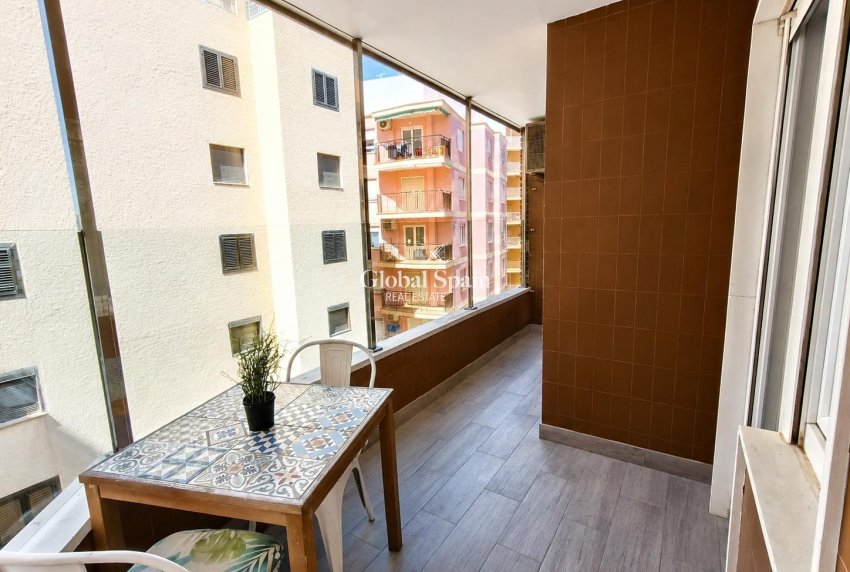 Resale - APARTMENT -
TORREVIEJA - Playa del Cura