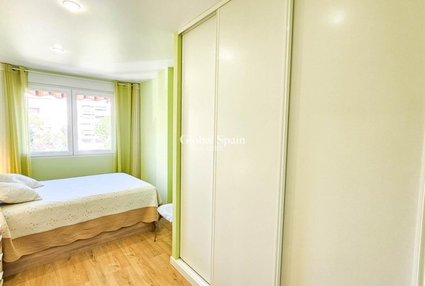Resale - APARTMENT -
TORREVIEJA - Playa del Cura