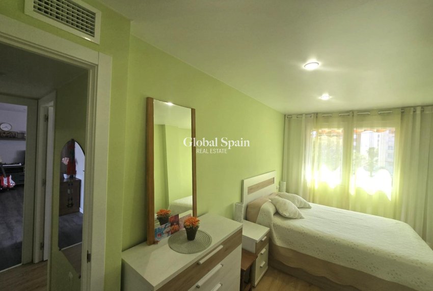Resale - APARTMENT -
TORREVIEJA - Playa del Cura