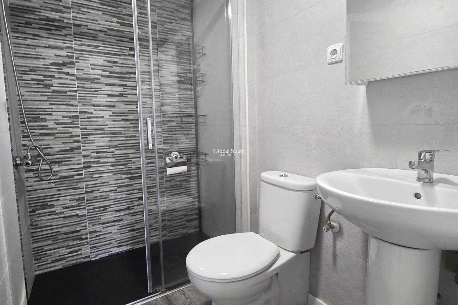 Resale - APARTMENT -
TORREVIEJA - Playa del Cura