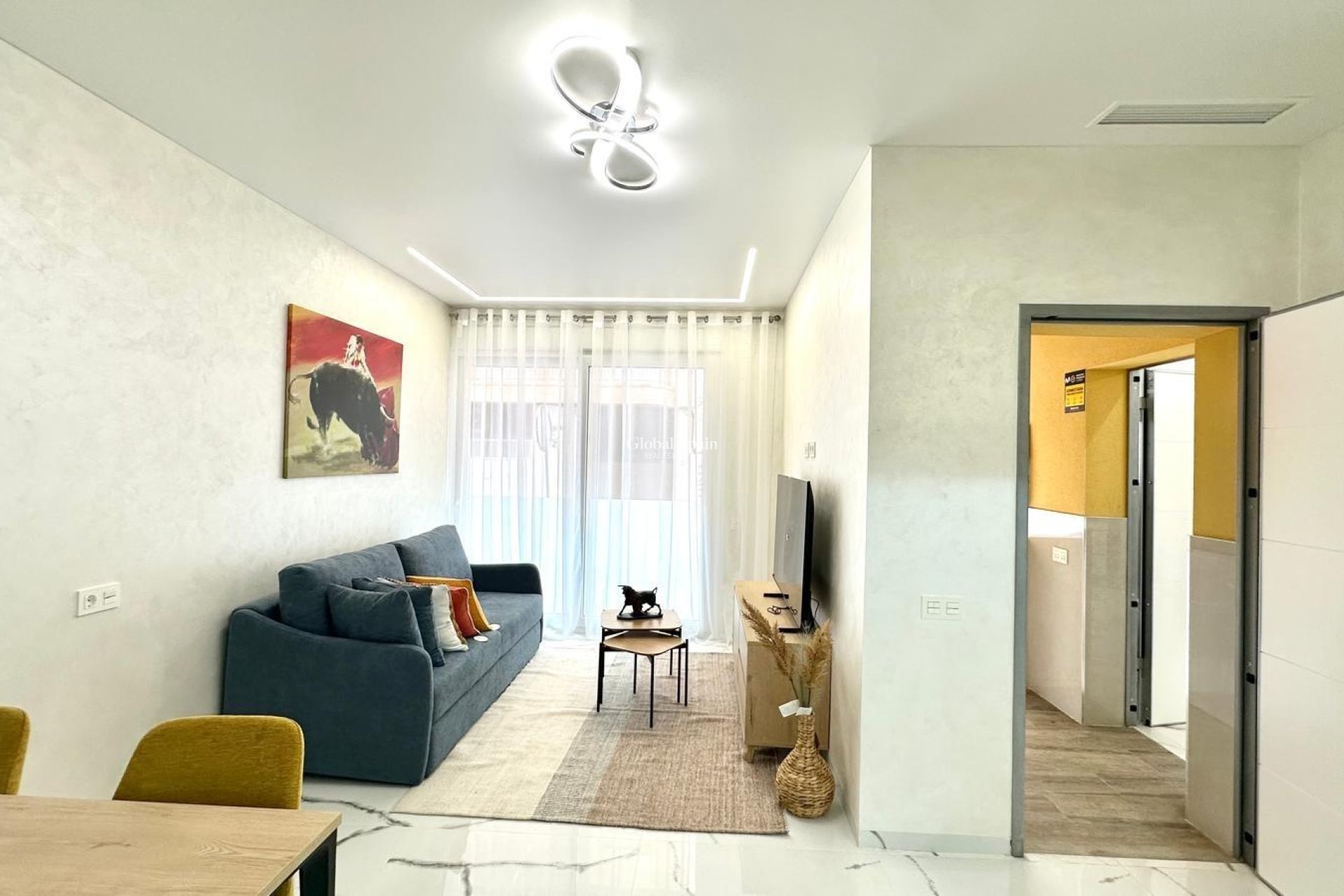 Resale - APARTMENT -
TORREVIEJA - Playa del Cura