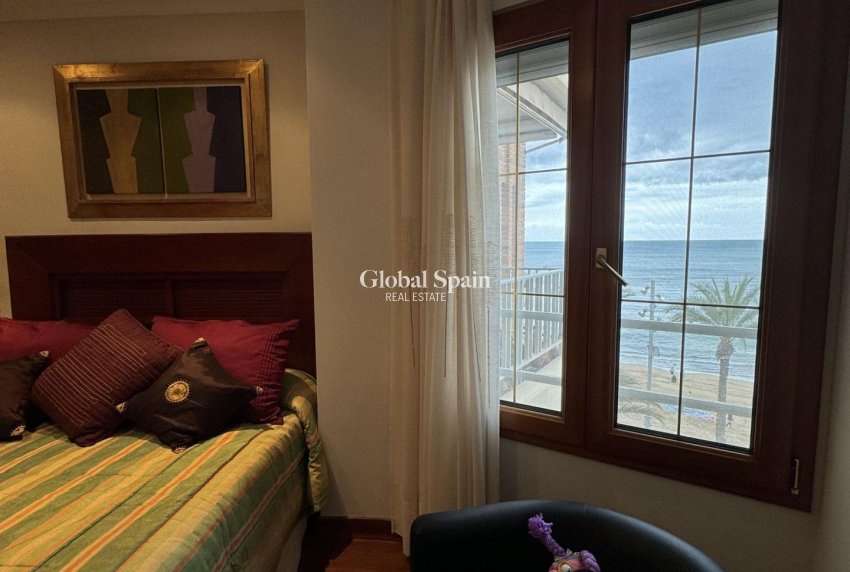 Resale - APARTMENT -
TORREVIEJA - Playa del Cura