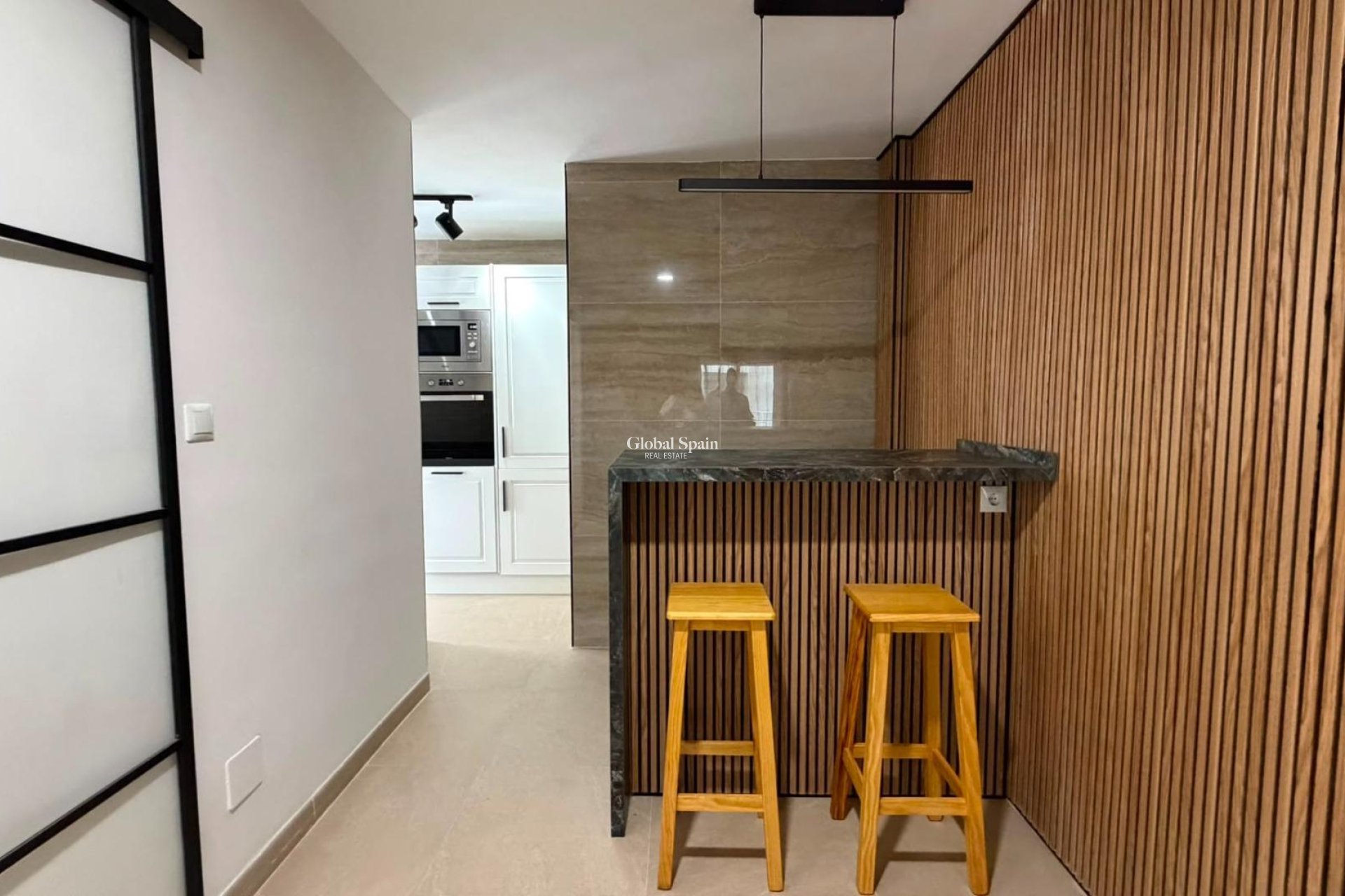 Resale - APARTMENT -
TORREVIEJA - Playa del Cura