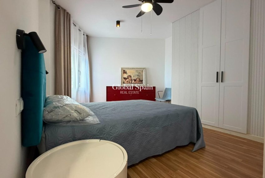 Resale - APARTMENT -
TORREVIEJA - Playa del Cura