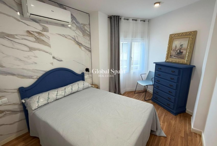 Resale - APARTMENT -
TORREVIEJA - Playa del Cura