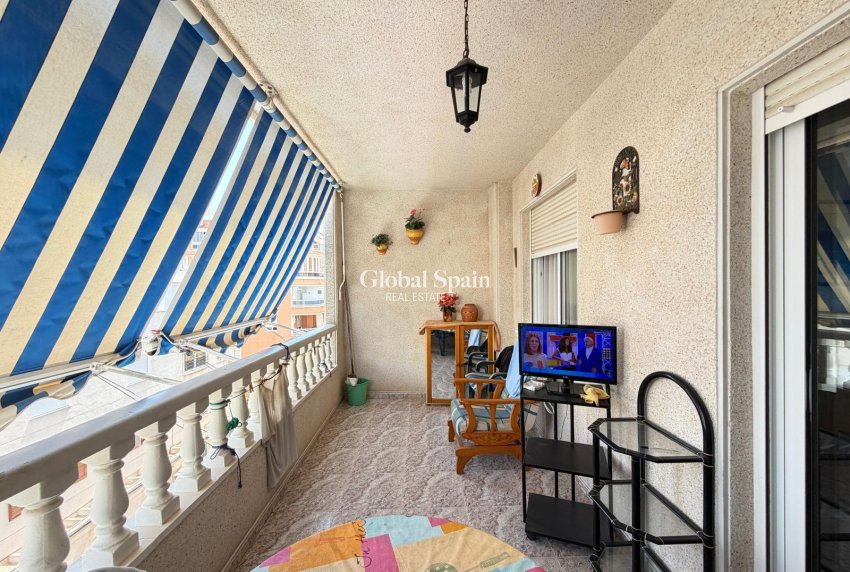 Resale - APARTMENT -
TORREVIEJA - Playa del Cura