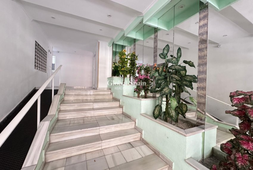 Resale - APARTMENT -
TORREVIEJA - Playa del Cura