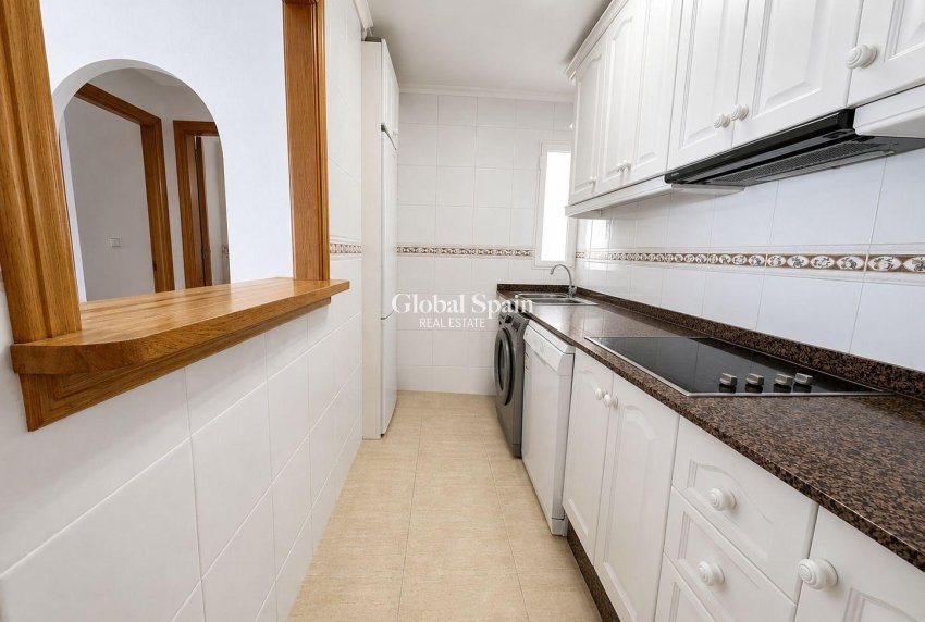 Resale - APARTMENT -
TORREVIEJA - Playa del Cura