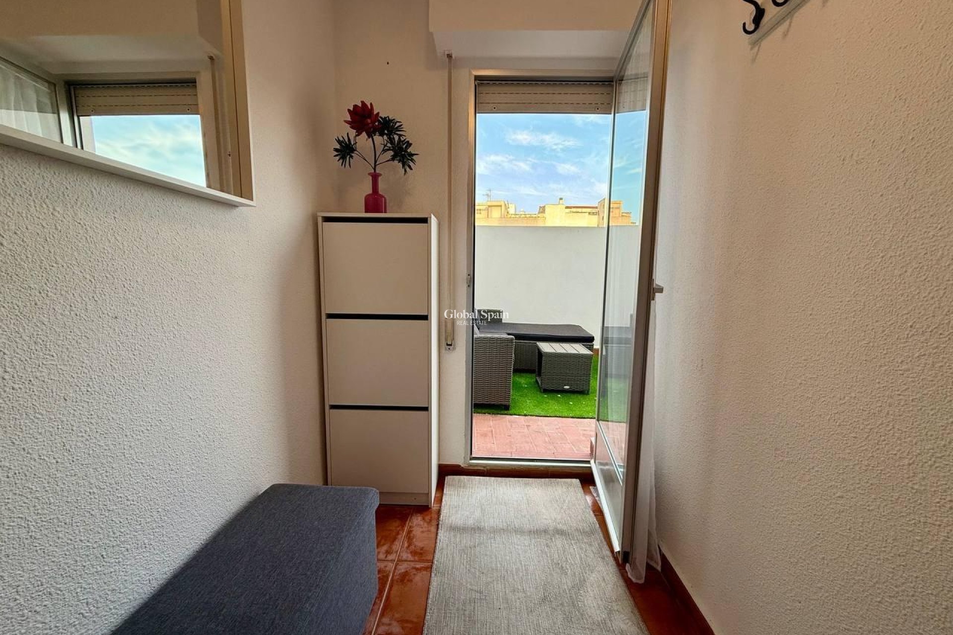 Resale - APARTMENT -
TORREVIEJA - Playa del Cura