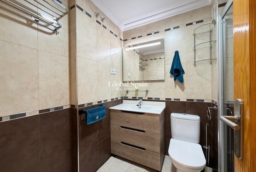 Resale - APARTMENT -
TORREVIEJA - Playa del Cura
