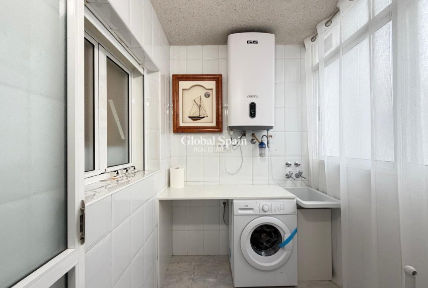 Resale - APARTMENT -
TORREVIEJA - Playa del Cura