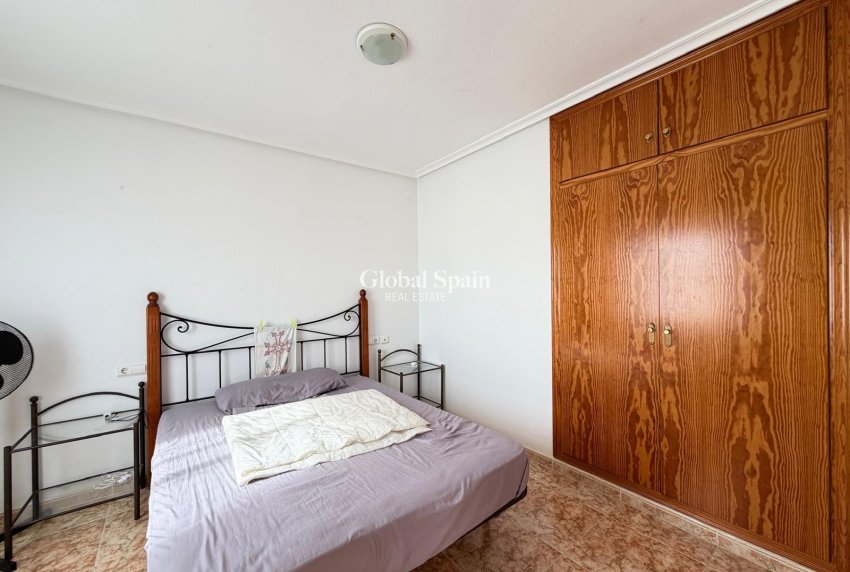 Resale - APARTMENT -
TORREVIEJA - Playa del Cura