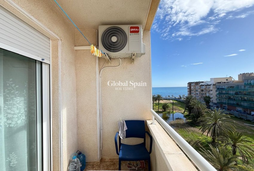 Resale - APARTMENT -
TORREVIEJA - Playa del Cura